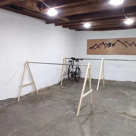 La Maison Des Gaves - Calme, Agreable, Local Velo