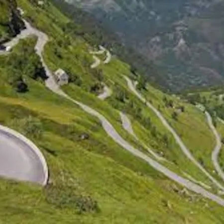 La Maison Des Gaves - Calme, Agreable, Local Velo