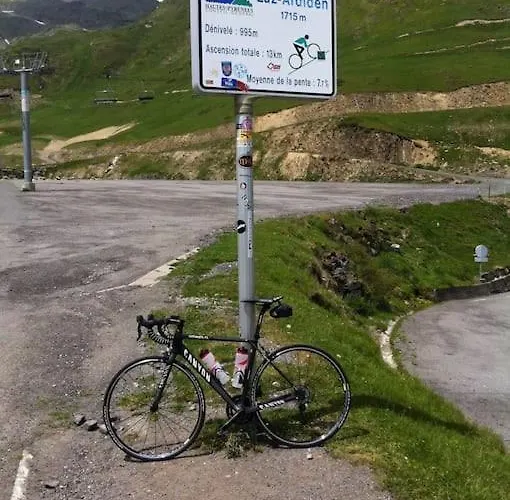 La Maison Des Gaves - Calme, Agréable, Local Vélo
